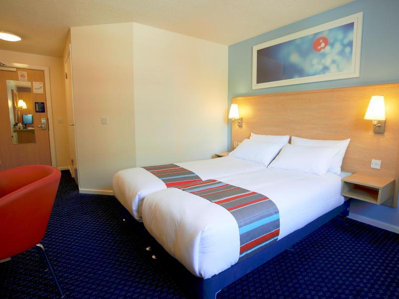 Travelodge Cardiff M4 Buitenkant foto